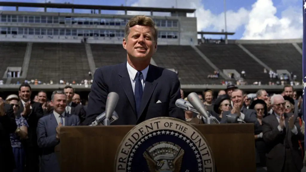 John F Kennedy i ett tal till nationen